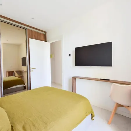 Rare 4p Standing Proche Croisette - Rare 4p Standing Proche Croisette Mae-2713 *