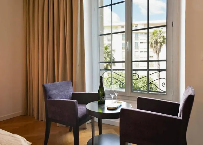 Rare 4p Standing Proche Croisette - Rare 4p Standing Proche Croisette Mae-2713 Cannes